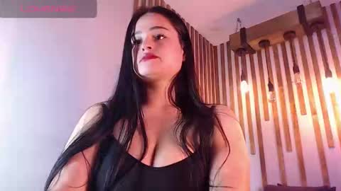 Luna Jonhsonn online show from February 2025 05:31:01 PM