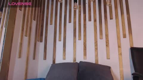 Luna Jonhsonn online show from March 2025 07:49:02 PM