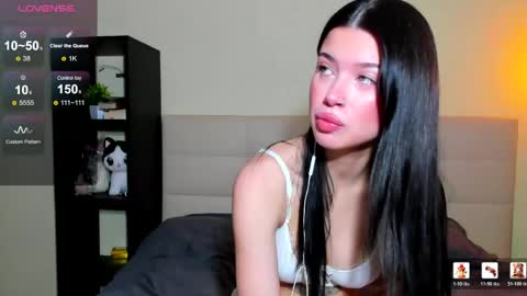 Hi everyone my name is Tina   online show from May 2026 12:49:02 AM