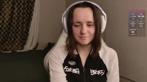 luna_loveeee online show from November 2025 03:41:01 AM