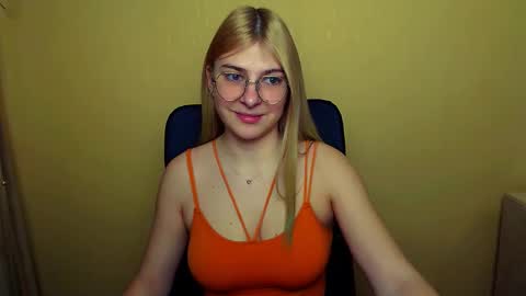 Snapshot of luna_lush_ chatting on February 2025 08:55:01 AM Luna online show from February 2025 08:55:01 AM