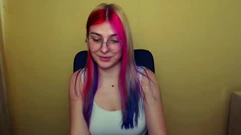 Snapshot of luna_lush_ chatting on February 2025 12:17:02 PM Luna online show from February 2025 12:17:02 PM