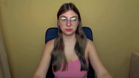 Snapshot of luna_lush_ chatting on September 2025 08:14:02 AM Luna online show from September 2025 08:14:02 AM