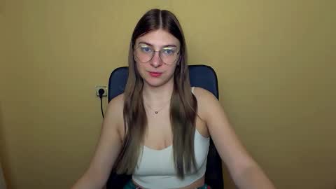 Snapshot of luna_lush_ chatting on November 2025 11:32:02 AM Luna online show from November 2025 11:32:02 AM