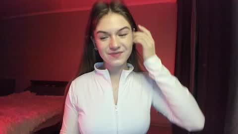 Snapshot of luna_lust_21 chatting on November 2025 03:32:02 AM Luna online show from November 2025 03:32:02 AM