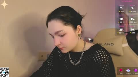 Luna online show from April 2026 02:03:01 AM