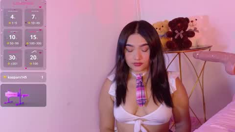 Snapshot of luna_ocampo chatting on September 2025 09:18:01 PM online show from September 2025 09:18:01 PM