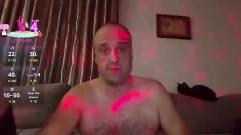 Luna online show from September 2025 09:15:01 PM