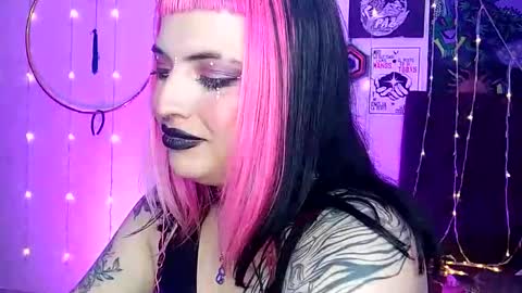 Snapshot of luna_ray420 chatting on February 2025 12:20:02 AM MISS LUNA online show from February 2025 12:20:02 AM