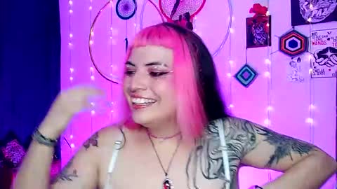 Snapshot of luna_ray420 chatting on February 2025 07:37:02 AM MISS LUNA online show from February 2025 07:37:02 AM