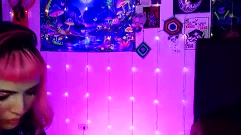 Snapshot of luna_ray420 chatting on February 2025 02:32:02 AM MISS LUNA online show from February 2025 02:32:02 AM