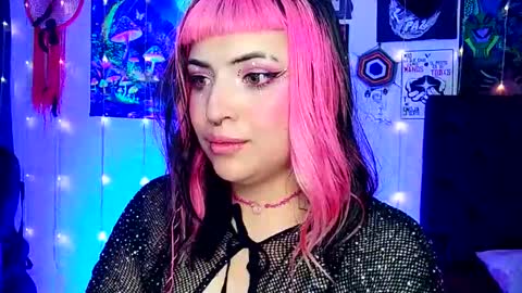 Snapshot of luna_ray420 chatting on February 2025 05:34:02 AM MISS LUNA online show from February 2025 05:34:02 AM