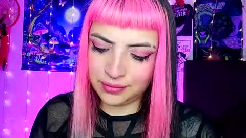 Snapshot of luna_ray420 chatting on March 2025 04:41:02 AM MISS LUNA online show from March 2025 04:41:02 AM