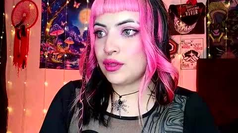 Snapshot of luna_ray420 chatting on March 2025 11:29:02 AM MISS LUNA online show from March 2025 11:29:02 AM