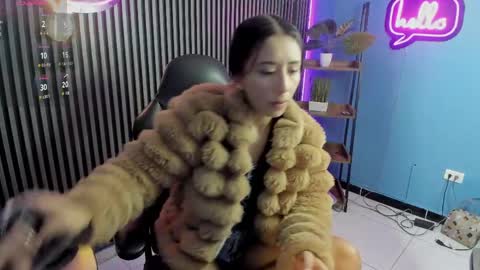 Luna Rosse  online show from April 2026 12:22:01 PM