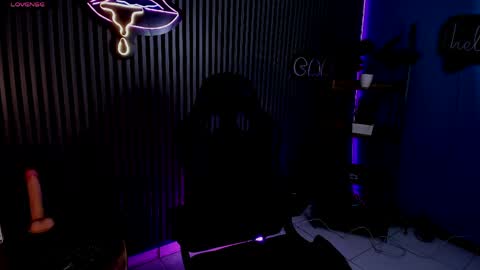 Luna Rosse  online show from April 2026 12:54:01 PM