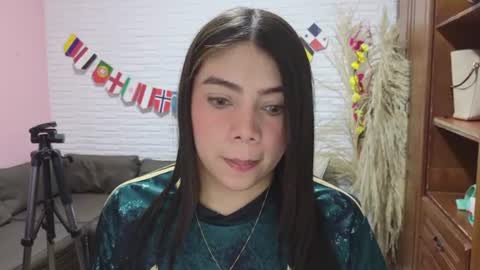 luna_rousse26 online show from June 2026 01:14:01 PM