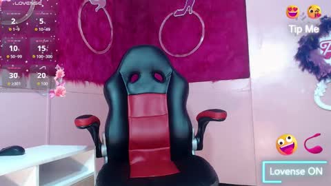 Snapshot of luna_sorni_ chatting on December 2025 07:53:02 PM luna_sorni_ online show from December 2025 07:53:02 PM