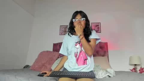 luna_velveth1 online show from March 2026 02:39:02 AM