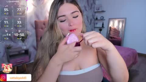  Luna online show from November 2025 02:43:02 AM