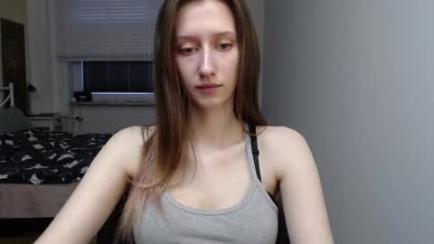 Snapshot of luna_xsensual chatting on February 2026 07:02:02 AM L U N A online show from February 2026 07:02:02 AM