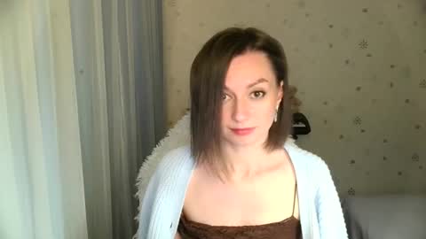 lunaa_bluee online show from November 2025 08:30:01 PM