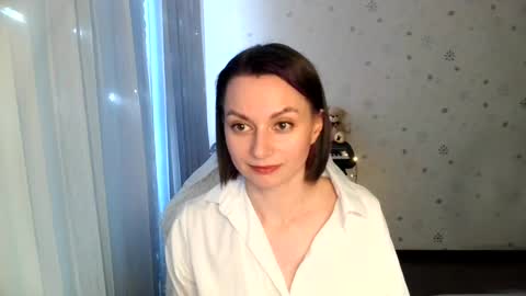 Snapshot of lunaa_bluee chatting on June 2026 05:11:02 PM lunaa_bluee online show from June 2026 05:11:02 PM