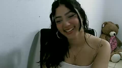 lunaa_sub online show from February 2025 07:25:01 PM