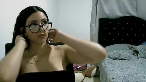 lunaa_sub online show from March 2025 01:34:02 AM