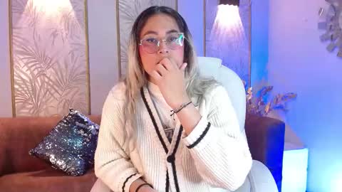 Luna online show from October 2025 04:54:01 AM