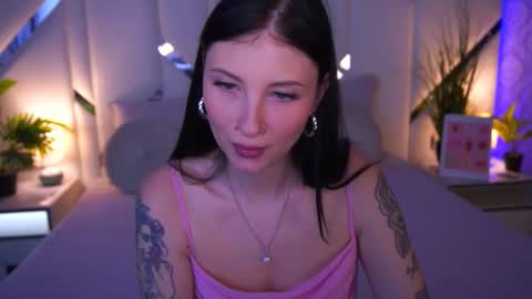 Snapshot of lunaamay chatting on February 2026 08:24:07 AM lunaamay online show from February 2026 08:24:07 AM