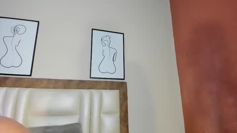 Luna Aspen online show from September 2025 05:58:01 PM