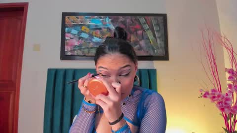 Luna Aspen online show from October 2025 06:03:01 PM