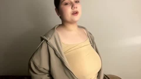 Snapshot of lunablakes chatting on February 2026 07:47:01 AM Luna online show from February 2026 07:47:01 AM