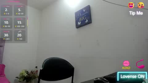 lunabrillante1972 online show from June 2026 07:17:01 AM