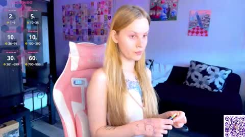 Snapshot of lunacyy chatting on March 2026 02:56:02 PM Britney online show from March 2026 02:56:02 PM