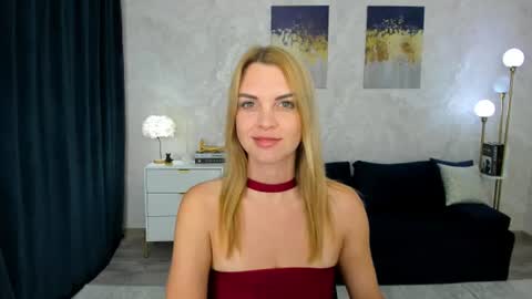 lunaflinn online show from June 2026 03:31:02 AM