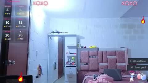 Luna online show from October 2025 10:12:01 AM