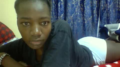 lunah_kitty online show from April 2026 09:15:02 AM