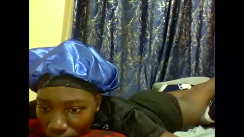 lunah_kitty online show from May 2026 09:06:01 AM
