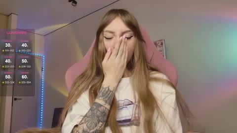 Luna online show from October 2025 01:11:01 AM