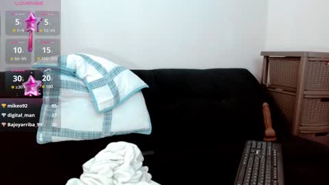 Luna online show from December 2024 01:11:02 AM