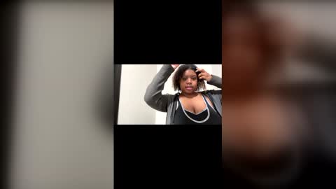 Snapshot of lunamoth00 chatting on November 2025 04:30:01 PM lunamoth00 online show from November 2025 04:30:01 PM