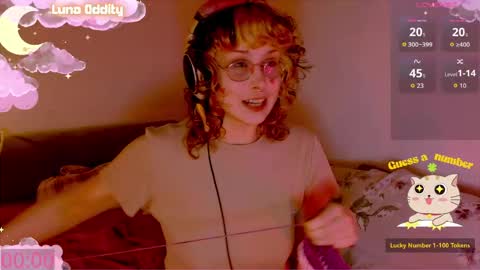 Luna online show from April 2026 09:31:02 PM