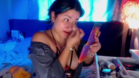 Julieth  online show from May 2026 02:15:02 PM