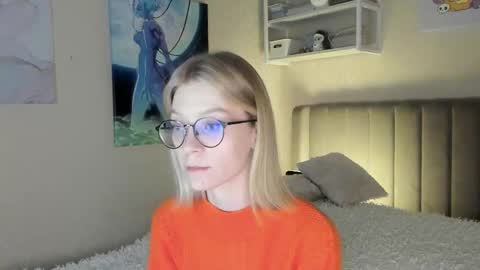 Sofia online show from October 2025 02:59:02 PM