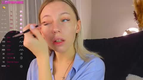 Snapshot of lunariabliss chatting on October 2025 02:42:02 PM Kelly online show from October 2025 02:42:02 PM