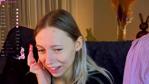 Kelly online show from December 2025 02:33:02 PM