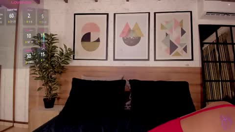 Luna Ruso  online show from November 2025 07:45:01 PM