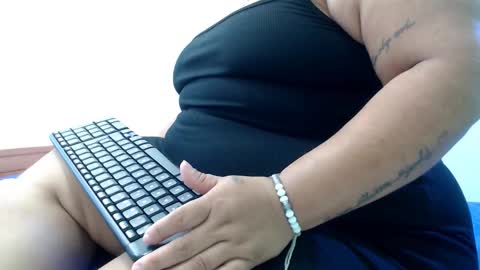 Snapshot of lunasexgirl69 chatting on February 2026 06:22:01 AM luna online show from February 2026 06:22:01 AM